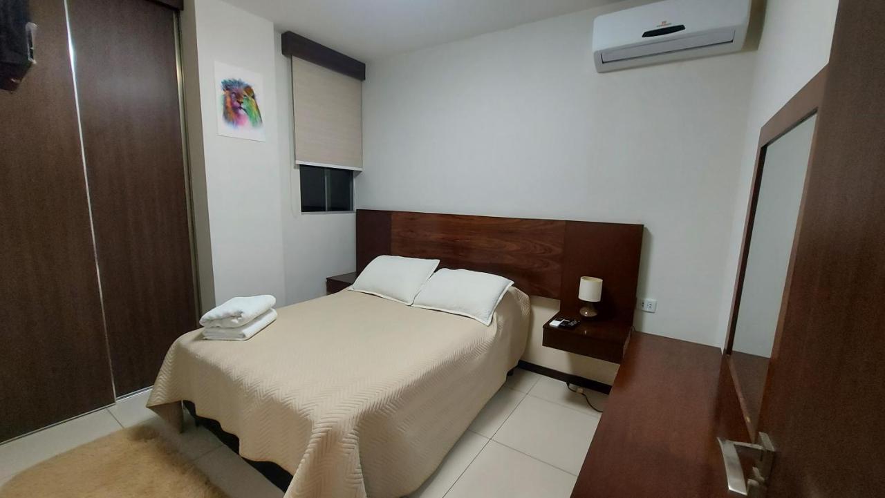 Hermoso Y Unico Apartamento Moderno, En Pleno Centro De Santa Cruz, Con Netflix Wi-Fi De 60 Mb, Estacionamiento Gratis Y Ac En Todos Los Ambientes Santa Cruz de La Sierra Exteriör bild