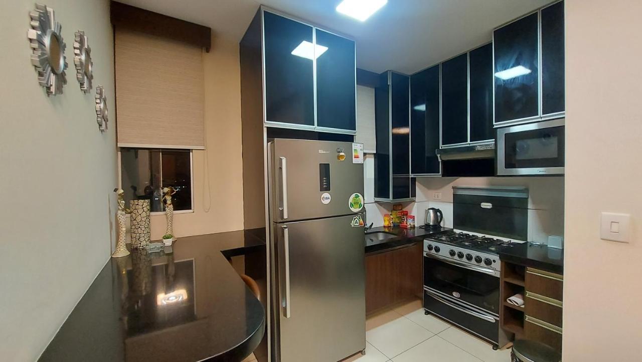 Hermoso Y Unico Apartamento Moderno, En Pleno Centro De Santa Cruz, Con Netflix Wi-Fi De 60 Mb, Estacionamiento Gratis Y Ac En Todos Los Ambientes Santa Cruz de La Sierra Exteriör bild