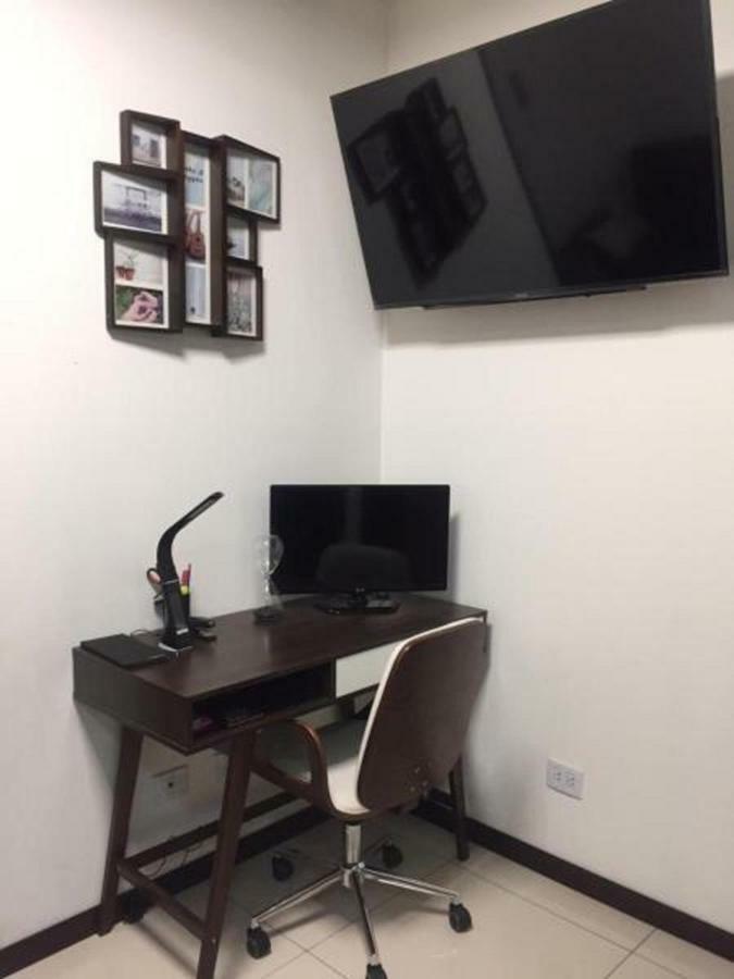Hermoso Y Unico Apartamento Moderno, En Pleno Centro De Santa Cruz, Con Netflix Wi-Fi De 60 Mb, Estacionamiento Gratis Y Ac En Todos Los Ambientes Santa Cruz de La Sierra Exteriör bild